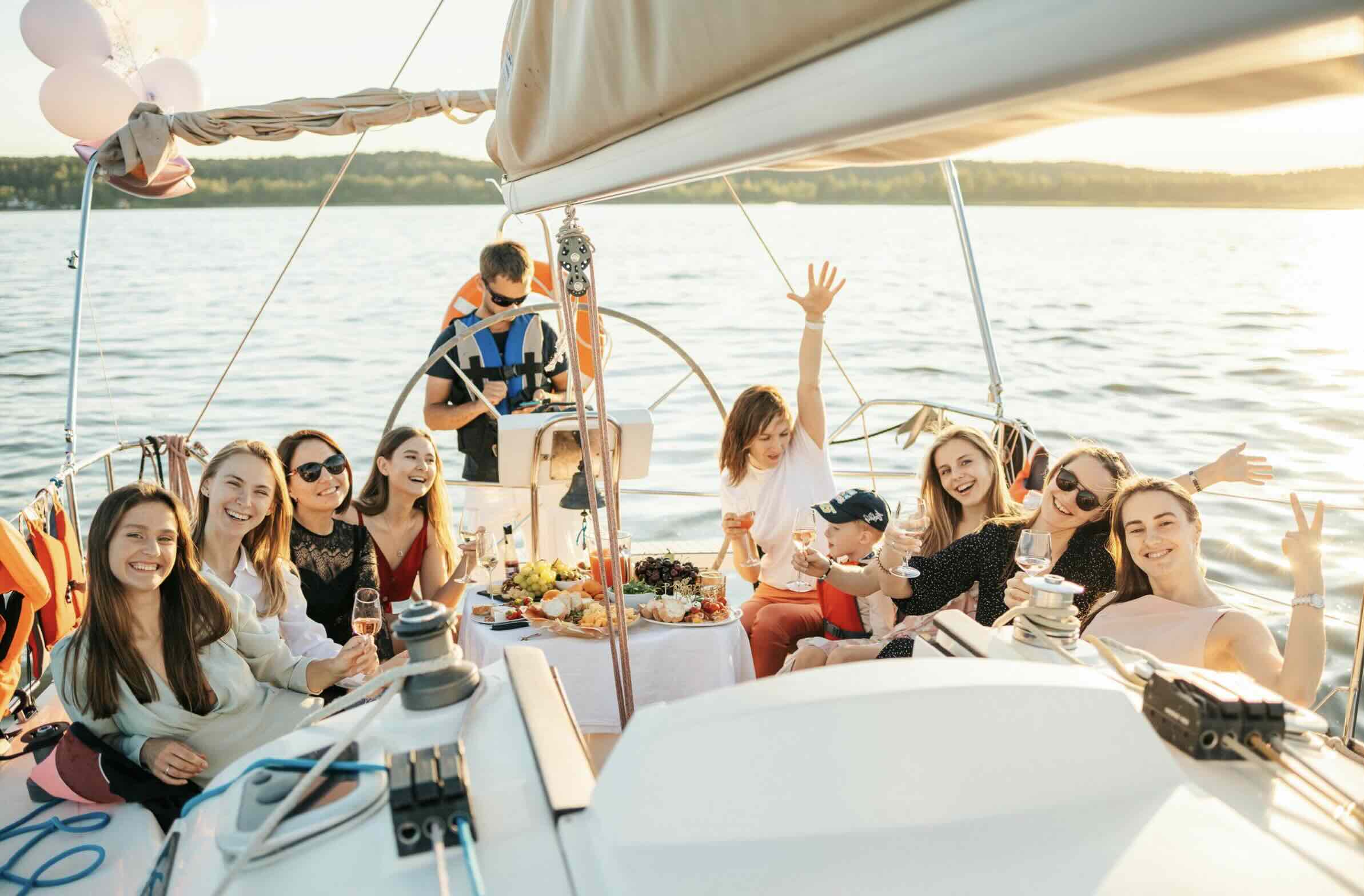 How to Host a Party on a Boat thumbnail